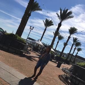 Meet your Posher, Lyric